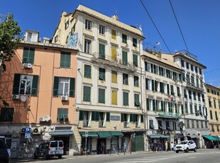 Appartamento in Salita San Paolo 6, Genova, 8 locali, 120 m²