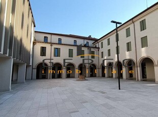 Appartamento in Vendita a Castelfranco Veneto Castelfranco Veneto - Centro