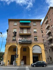 Appartamento in vendita Bologna