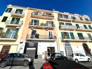 Appartamento in vendita Napoli