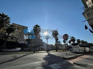 Appartamento in vendita Napoli