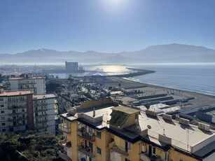 Appartamento in vendita Napoli