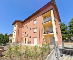 Appartamento in Via Palazzo Bianchetti, Ozzano dell'Emilia, 6 locali
