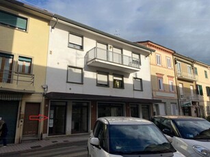 Appartamento in Via San Francesco 84, Viareggio, 5 locali, 2 bagni