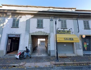 Appartamento in Via vittorio veneto 68, Cassano d'Adda, 6 locali