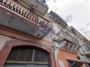 Bilocale in Via Murifabbro, Catania, 1 bagno, 60 m², 1° piano