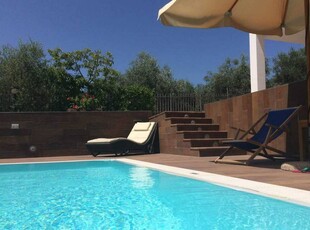 Casa a Agropoli con giardino e piscina