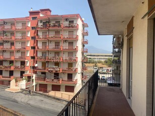 Casa a Catania in Via Enrico Fermi, Eroi D Ungheria