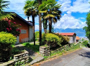 Casa a Verbano con terrazza, barbecue e giardino