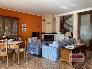 Casa Bi - Trifamiliare in Vendita a Monteviale