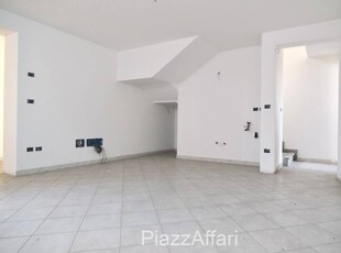 Casa Bi - Trifamiliare in Vendita a Sant'Angelo di Piove di Sacco Sant 'Angelo di Piove di Sacco - Centro