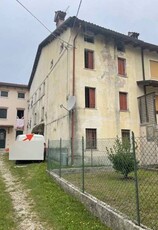 Casa Bi - Trifamiliare in Vendita a Velo d'Astico Velo d 'Astico