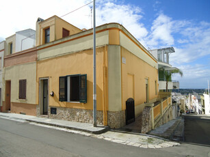 casa in vendita a Matino