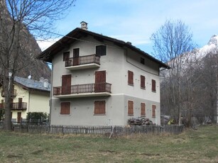 Casa indipendente in Vendita a Brusson Artséza