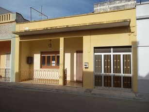Casa indipendente in Vendita a Collepasso Collepasso - Centro