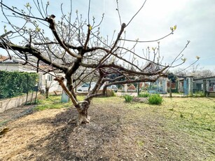 Casa indipendente in Vendita a Gattinara