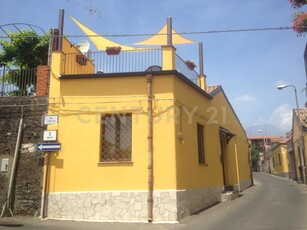 Casa indipendente in vendita Catania