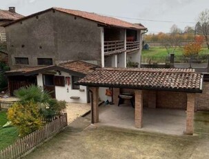 Casa indipendente in Via Olmi, Chiari, 1 locale, 1400 m² in vendita