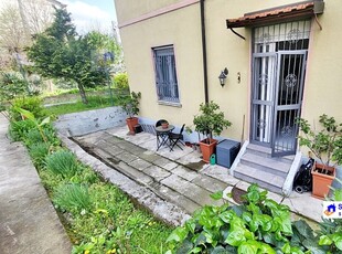 Casa semindipendente in Via dei giovi, Cormano, 4 locali, 1 bagno