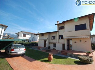 Esclusiva villa di 250 mq in vendita Via Eritrea, Pietrasanta, Lucca, Toscana