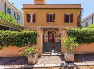 Esclusiva villa di 340 mq in vendita via Antonio Cerasi, Roma, Lazio