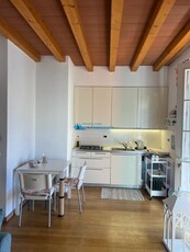 Loft a Massa, 1 locale, 1 bagno, 30 m², 1° piano in vendita