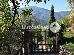 Lussuoso casale in vendita Via della Torre, , 15, Capannori, Toscana