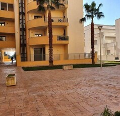 Negozio in affitto a Lecce