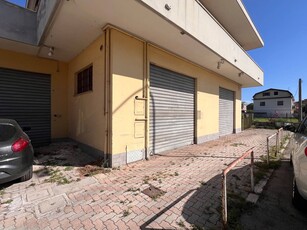 Negozio in vendita a Pescara - Zona: Zona Tiburtina