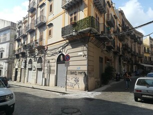 Negozio / Locale in affitto a Palermo - Zona: Centro storico