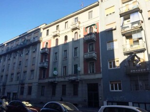 Palazzo in Via Pellegrino Rossi 50, Milano, 3 locali, 1 bagno, 47 m²