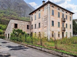 Palazzo - Stabile in Vendita a Arsiero