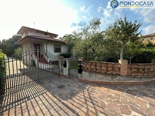 Prestigiosa villa di 155 mq in vendita, Via del Casone, Massarosa, Lucca, Toscana