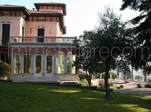 Prestigiosa villa di 750 mq in vendita, Cernobbio, Lombardia