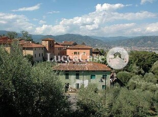 Prestigioso complesso residenziale in vendita Via Cerruglio, , 7, Montecarlo, Lucca, Toscana