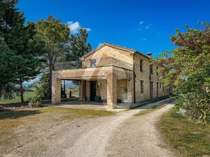 Rustico a San Marcello, 4 bagni, giardino privato, garage, 474 m²