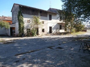 Rustico in Vendita a Savogna d 'Isonzo - Centro