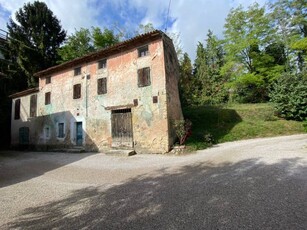 Rustico in Vendita a Vittorio Veneto