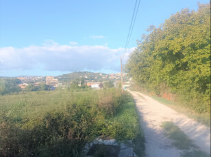 terreno commerciale in vendita a Osteria della fontana