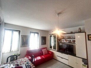 Trilocale in VIALE LOMBARDIA, Cologno Monzese, 1 bagno, 90 m²