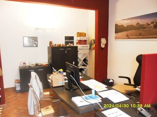 Ufficio / Studio in affitto a Sesto Fiorentino