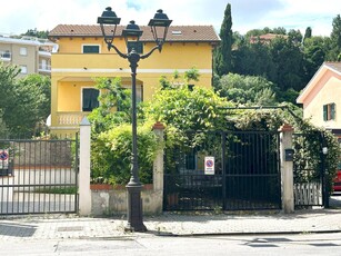 Vendita Appartamento via piave, Albenga