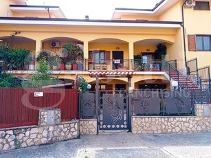 Villa a schiera in Via Martiri Della Libertà, 6, Marano Marchesato (CS)