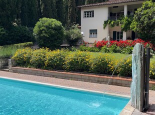 Villa in Vendita a Arezzo Viale Padre Stanislao Doppioni - Loc. Sargiano