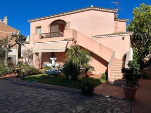 Villa in Vendita a Arzachena Liscia di Vacca