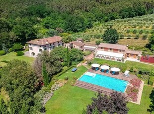 Villa in Vendita a Capannori