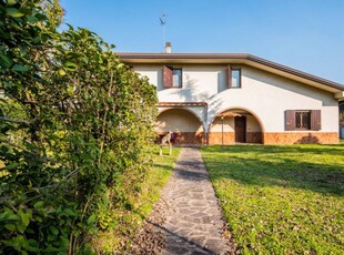 Villa in Vendita a Montegrotto Terme Vallona