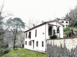 Villa in Vendita a Narni Montoro