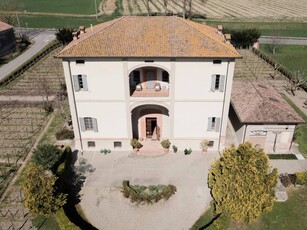Villa in vendita a Polesine Zibello