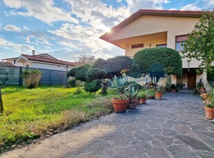 villa in vendita a Quiesa